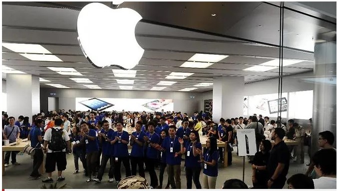China_newspaper_criticises_Apple